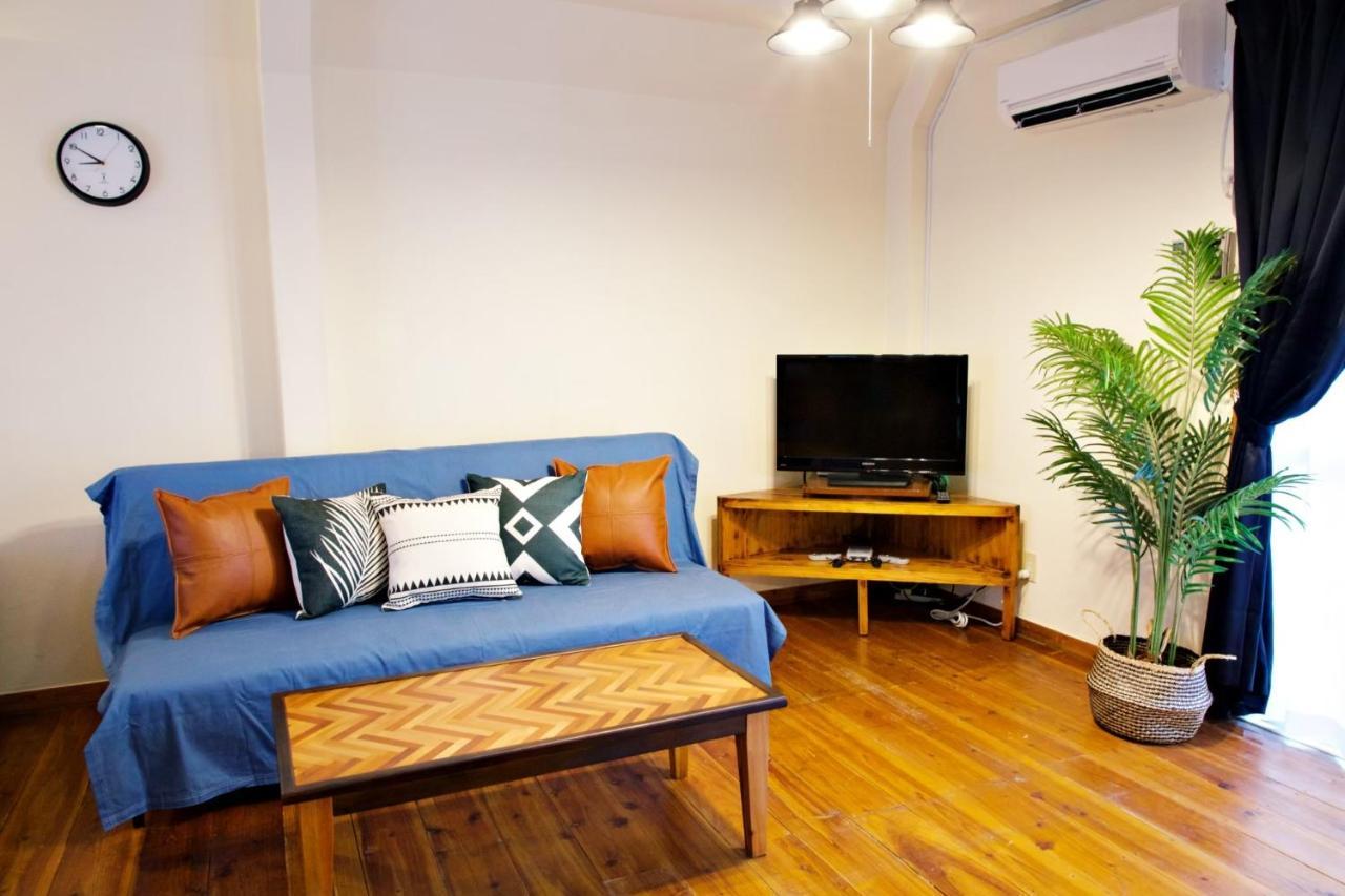 Appartement にらい恩納　一本松 à Onna Extérieur photo